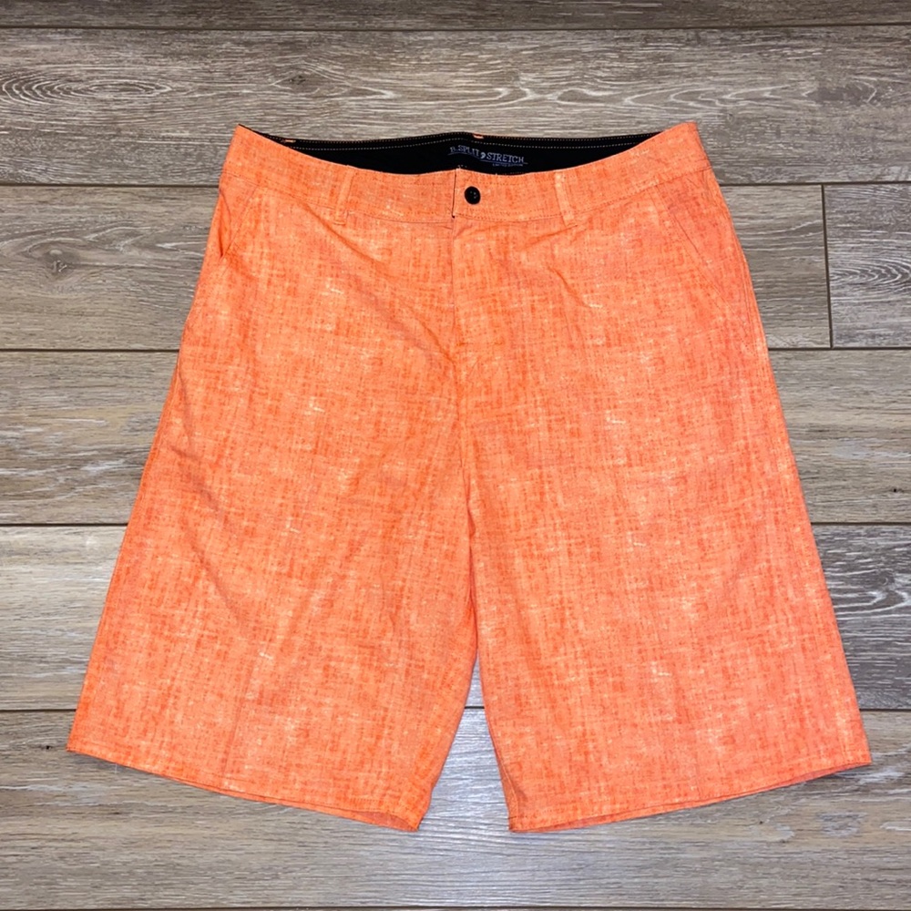 B SPLIT SWIM SHORTS MEN SIZE MEDIUM ORANGE MESH LINED POCKETS